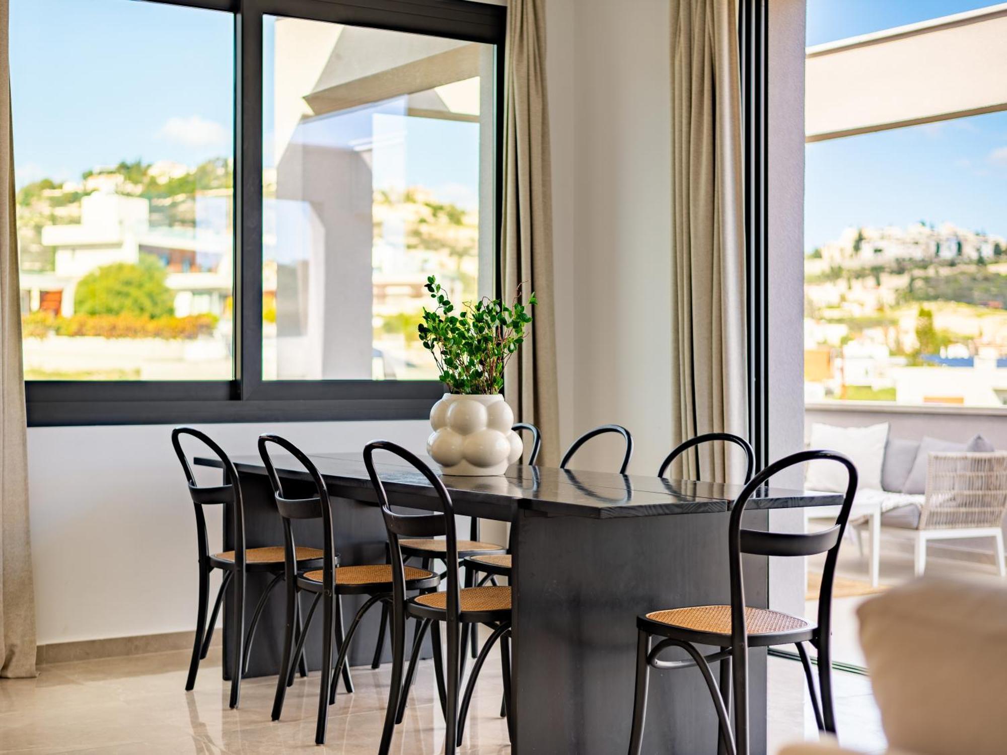 Sanders River Plaza Limassol Habitación foto